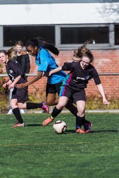 Bild 239 - B-Juniorinnen SV Henstedt-Ulzburg - MTSV Olympia Neum�nster : Ergebnis: 0:4